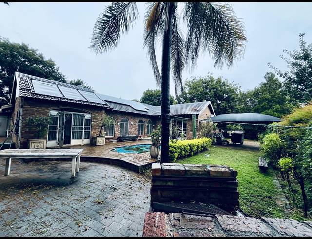 3 BEDROOM FREESTANDING FOR SALE IN PIERRE VAN RYNEVELD